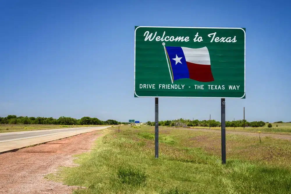 Welcome to Texas, the perfect destination for outdoor enthusiasts and lovers of South By Southwest! Whether you are an adventurous Go RVing traveler or an Outdoorsy enthusiast, this welcome sign greets