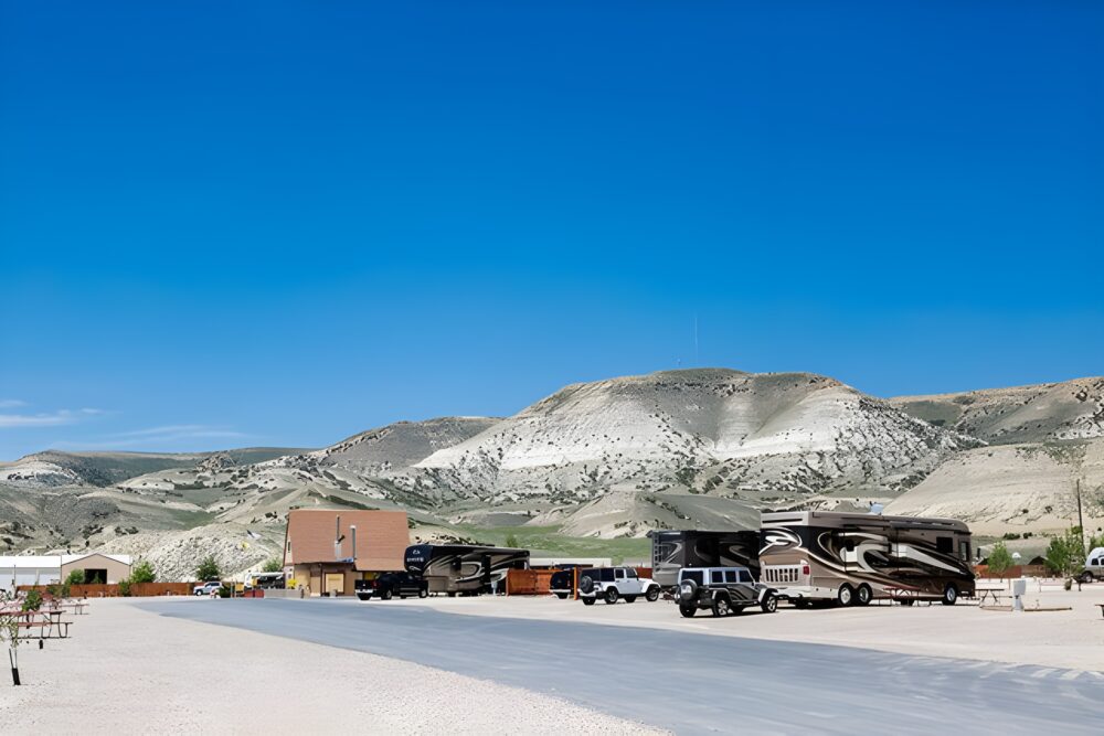 Rv park nestled amidst the picturesque Wyoming mountains, offering a delightful outdoors experience near Rock Springs/Green River.